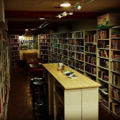 Macintosh HD:Users:samanthazuniga-levy:Desktop:books-and-a-spot-to-set.jpg